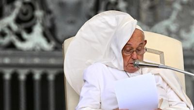 El Papa alarmado afirmó que "el mundo está en tiempos de guerra mundial", eliminando el término "a pedazos" que utilizaba