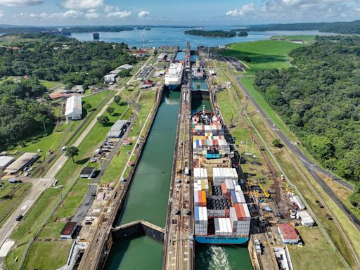 Canal de Panamá aumenta tráfico de buques pese a déficit de agua