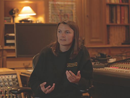Award-winning producer Amy Sergeant: “With plugins, for me, it’snot about trying to sound like the original - it’s about having a colour and aflavour”