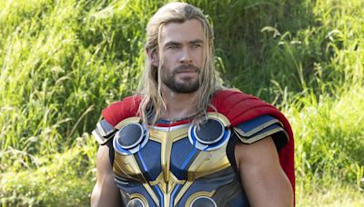 Chris Hemsworth Had A Classic Thor-Related Response After Losing Ground In A Race With Co-Star Bryan Tyree Henry