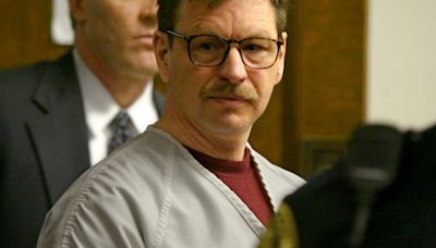 Green River Killer Gary Ridgway booked into King County Jail