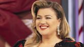 Kelly Clarkson Fans Can't Believe Her Exciting Christmas Music News on Instagram