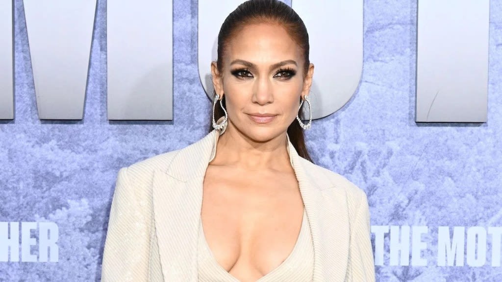 Jennifer Lopez Cancels Summer Tour, Says She Is ‘Heartsick’ Over the ‘Absolutely Necessary’ Decision