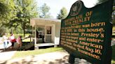 Elvis death anniversary increases tourism at his birthplace