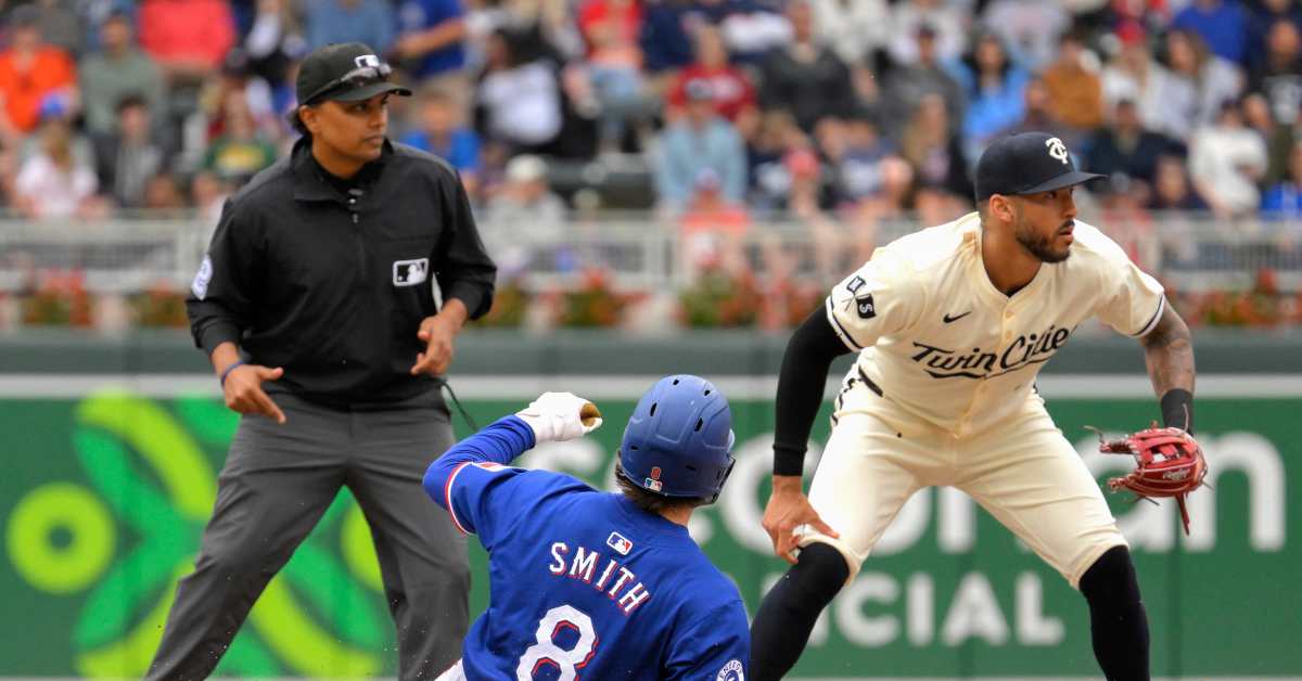 Twins drop series finale to Rangers behind Corey Seager's big day