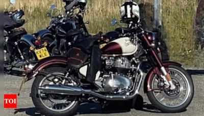 RE Classic 650 spotted in UK ahead of nearing launch: What to expect - Times of India