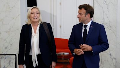 Francia se asoma al bloqueo en las elecciones legislativas que lidera el partido de Le Pen