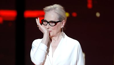 Meryl Streep recibe la Palma de Honor de manos de Juliette Binoche entre ovaciones y lágrimas: “Un premio único”