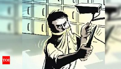 Interstate jewellery store robbers busted | Kolkata News - Times of India