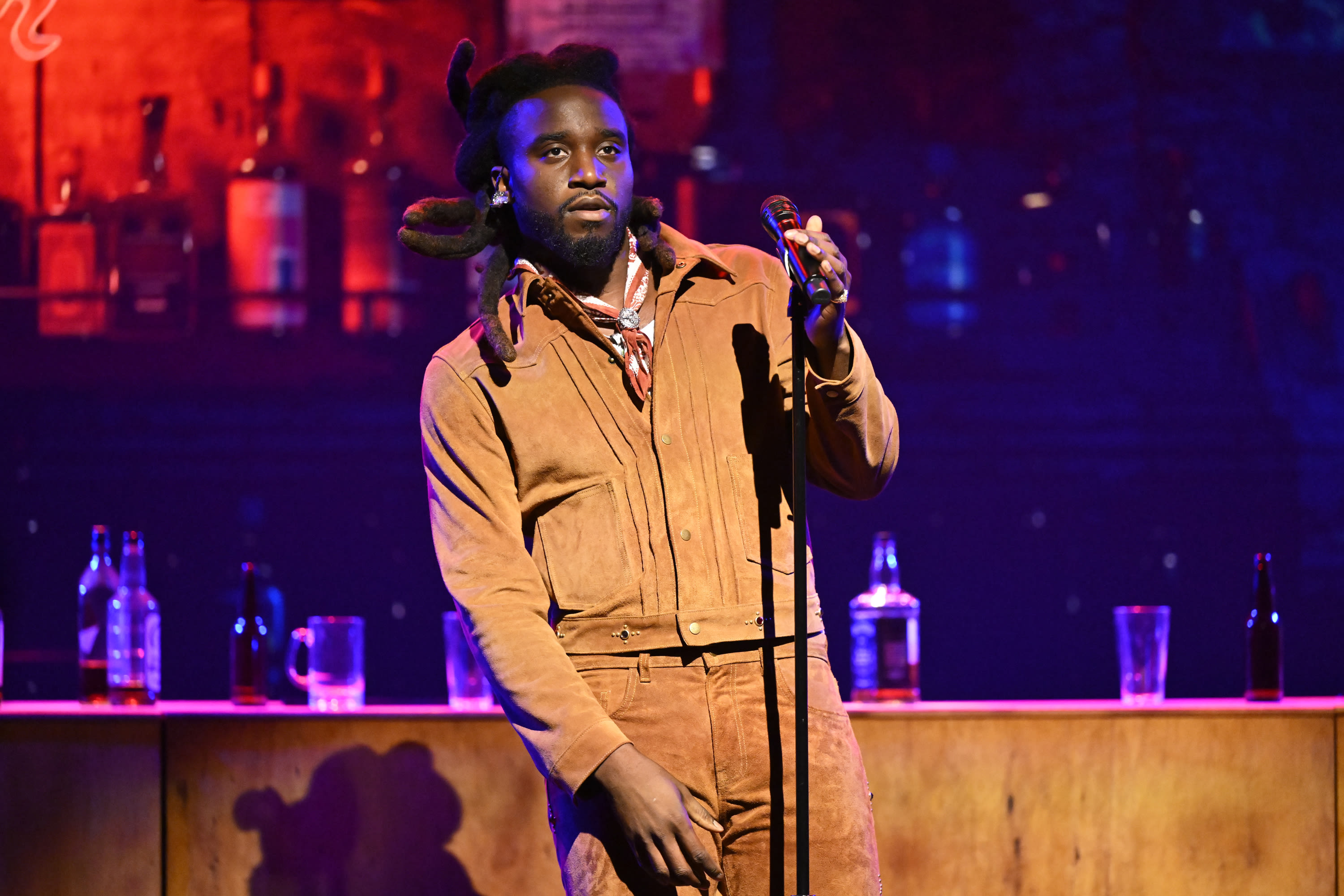 Watch Shaboozey’s Rousing Performance of ‘A Bar Song (Tipsy)’ on ‘Fallon’