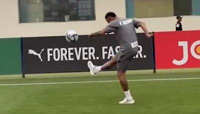 Neymar ya toca balón: "Sin prisa"