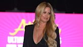 Kim Zolciak Removes Wedding Ring Amid Divorce, Appears To Be Wearing Hospital Bracelet