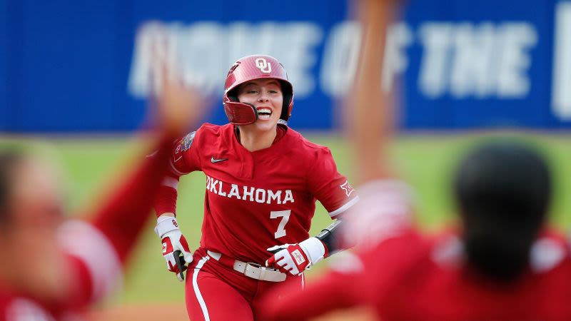 Oklahoma Sooners win historic fourth consecutive Women’s College World Series softball title | CNN