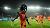 Costa de Marfil elimina en penaltis a Senegal, el campeón, y avanza a cuartos en la Copa Africana
