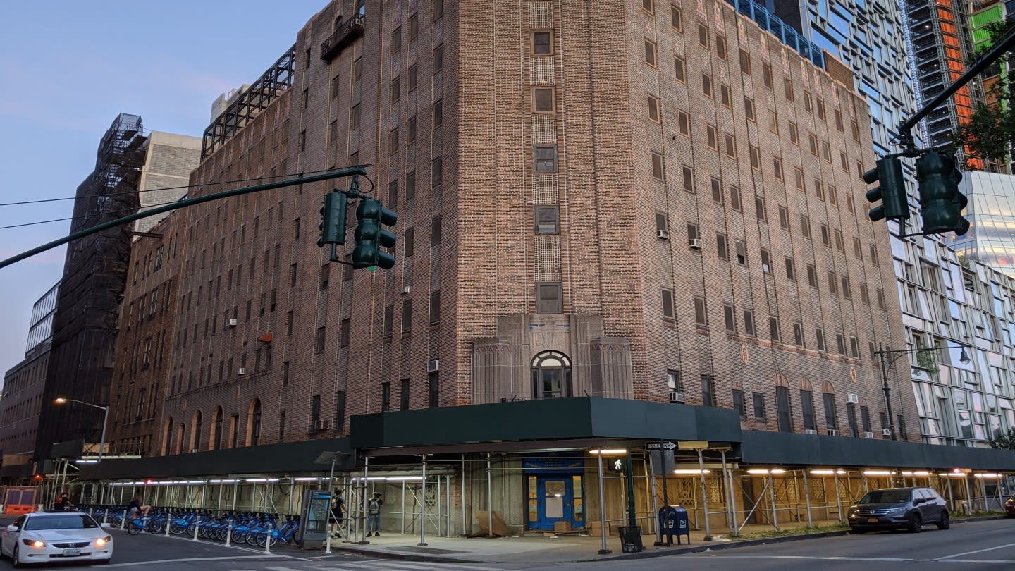 Plans unveiled for affordable housing project in Manhattan