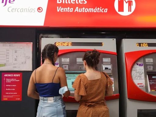 El Gobierno aprueba ‘Verano Joven 2024’: cuándo se pueden comprar billetes de tren, bus e interrail con hasta un 90% de descuento