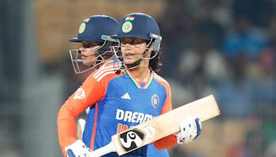 Key takeaways: Consistent openers, Vastrakar's second wind and fielding challenges