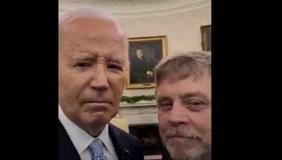 'Joe-B-Wan Kenobi': Mark Hamill se reúne en la Casa Blanca con el presidente Biden