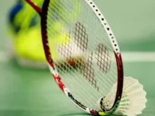 China's 17-year-old badminton player Zhang Zhijie dies of cardiac arrest on court