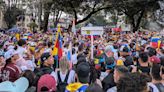 Venezolanos en Colombia salieron a las principales calles de las capitales para manifestarse tras el cierre de urnas