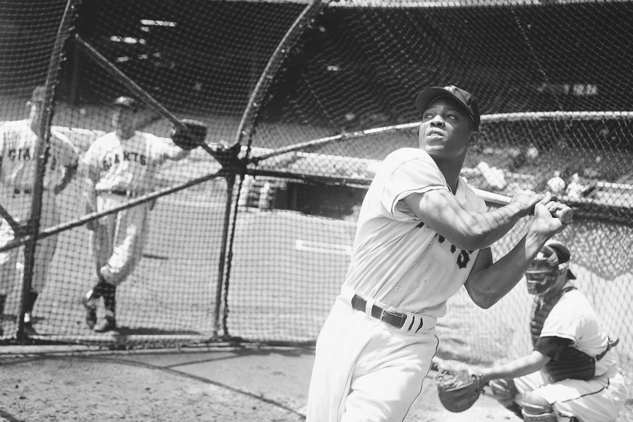 Johnson: Willie Mays ‘best of them all,’ says Bob Costas