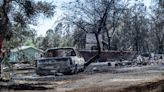 El Thompson Fire cerca de Oroville destruyó 13 viviendas, está contenido en un 86%