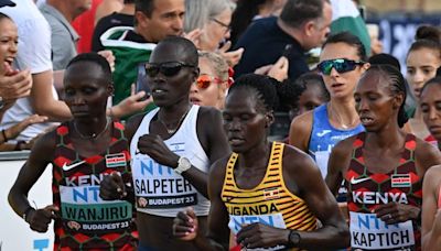 Hija de atleta olímpica intentó salvarla de ser quemada por su exnovio