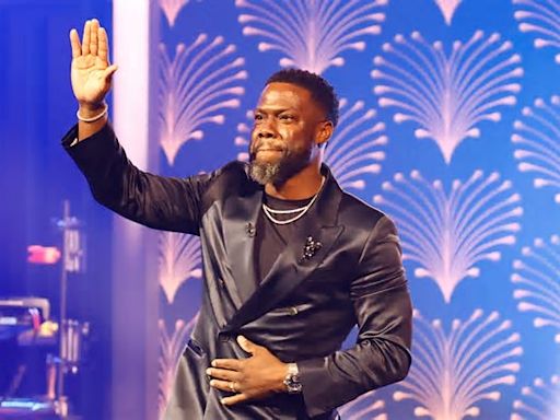 Dave Chappelle, Jerry Seinfeld, Chris Rock Pay Tribute to Kevin Hart at Mark Twain Prize Ceremony