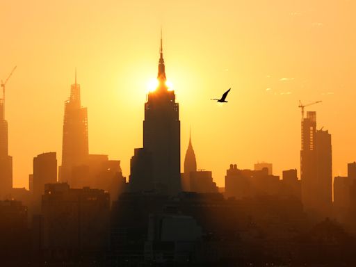 Record-breaking heat linked to 7 deaths as temperatures soar across U.S.