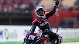 Aleix Espargaró se luce tras anunciar su retirada y logra la 'pole position' en MotoGP