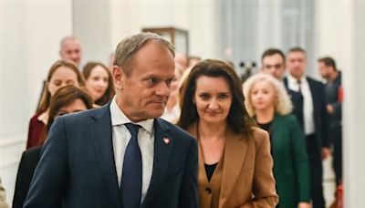 Tusk Pushes for Speedy Orlen Probe Amid Report on Hezbollah Link