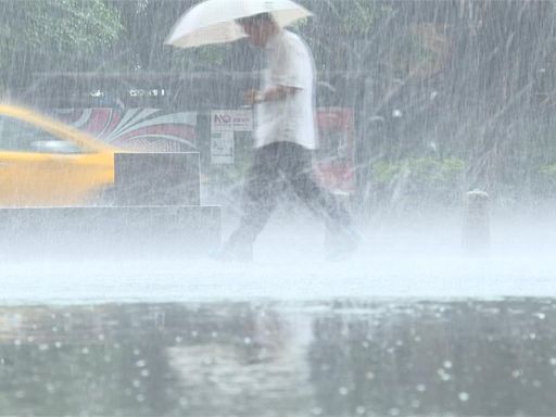 雨區再擴大！對流發展旺「19縣市大雨特報」 注意雷擊、強陣風