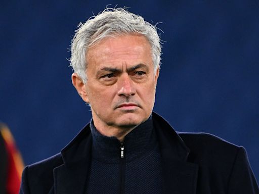 'The player is more important' - Jose Mourinho hands Man Utd stern warning