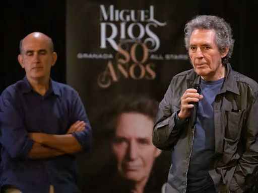 Ana Belén, Serrat, García Montero e Iñaki Gabilondo, en el 'Granada All Star' de Miguel Ríos