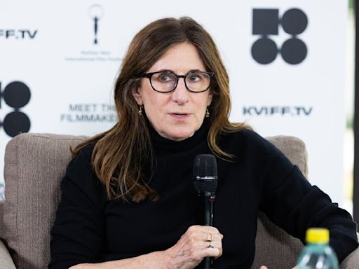 Nicole Holofcener on Her Leading Ladies and Why You’ll Never Catch Her Yelling on Set