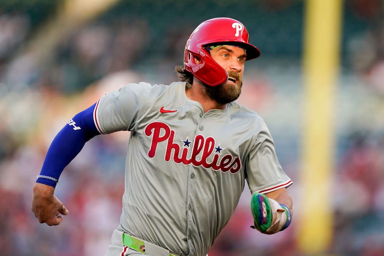 Rojas, Castellanos homer in 9th as Phillies rally to top Angels 7-5