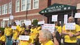 Tenants at Palmer Place in Independence split on whether to unionize over management