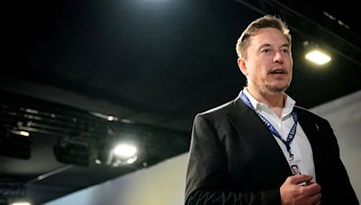 Elon Musk renueva la guerra legal contra OpenAI dos meses después de retirar la demanda