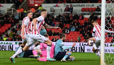 Stoke City-linked striker ends transfer speculation by penning deal
