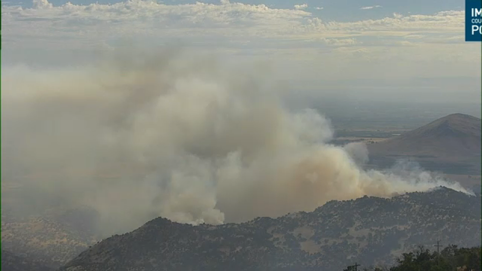 Evacuation warnings issued as grass fires burn in Fresno County