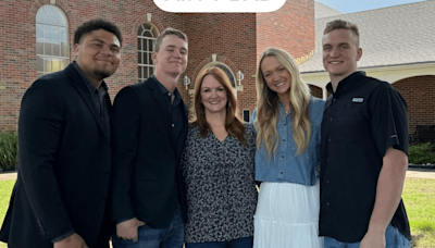 Pioneer Woman Ree Drummond Reunites with Almost All of Her Kids for Mother's Day: 'Four Outta Five Ain't Bad'