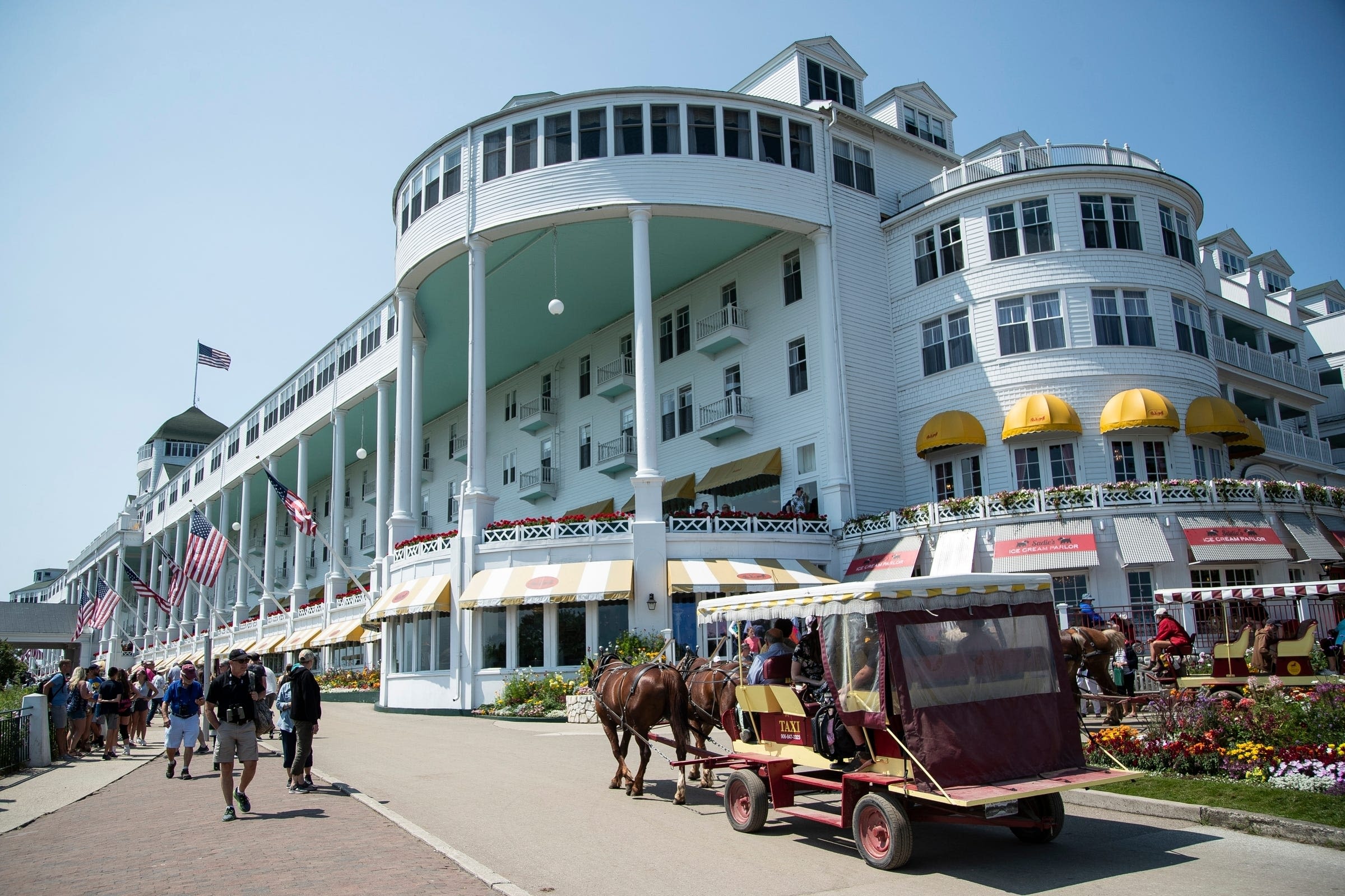 Politicians and business leaders gather for annual Mackinac Policy Conference