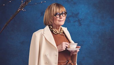 Anne Robinson confirms she is in relationship with Andrew Parker Bowles