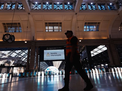 Argentina tendrá paro parcial en todos los transportes tres días antes de huelga general