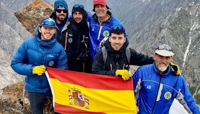 De jaca al cielo: militares españoles conquistan una cima virgen de 5.010 metros