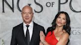 Jeff Bezos Proved That Even Billionaires Have Instagram Boyfriend Duties After This Relatable Moment With Fiancée Lauren...