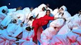 Rihanna's Marshmallowy Backup Dancers Are This Year's Super Bowl Meme