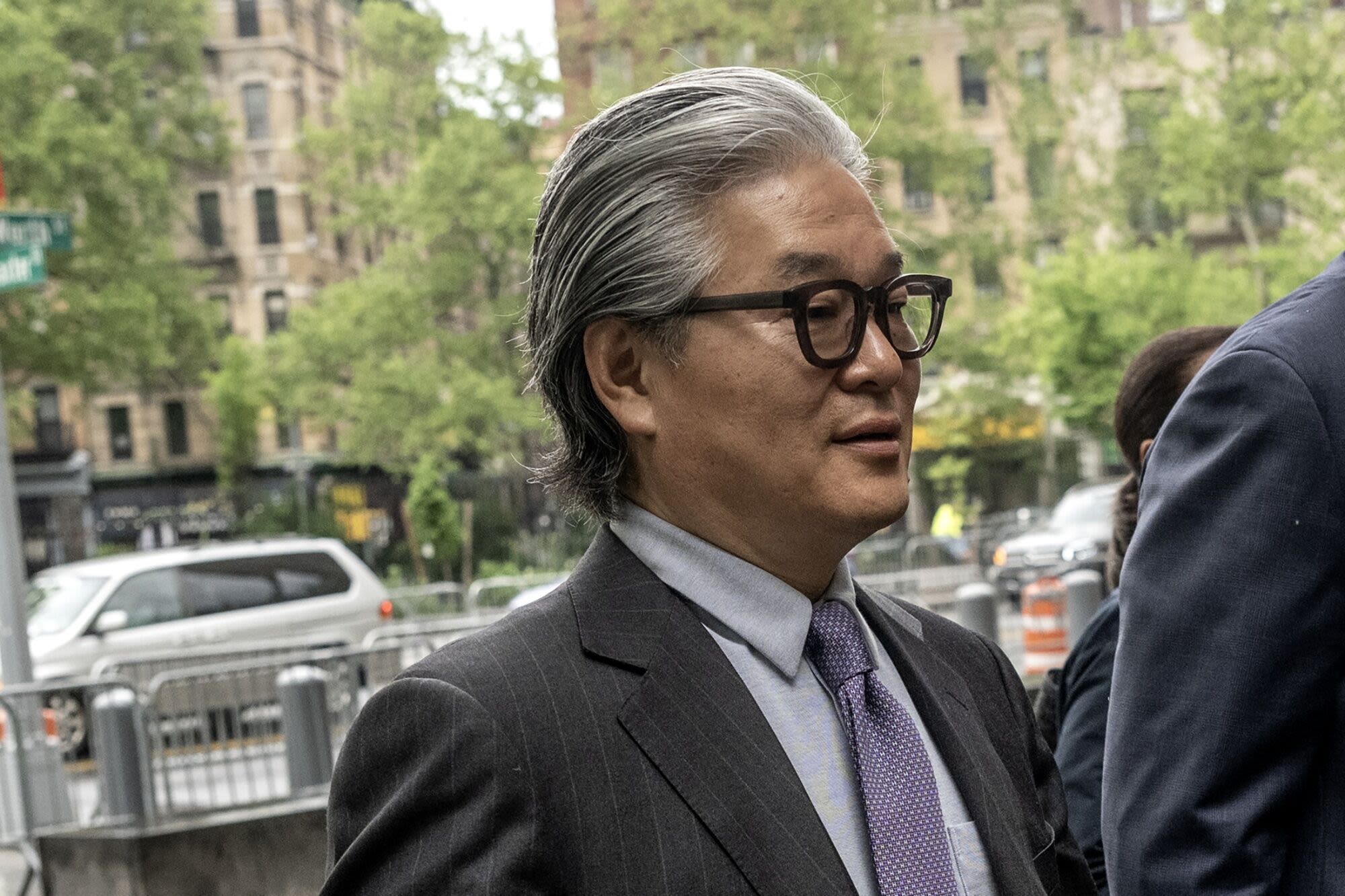 Bill Hwang Defense Faces Tough Odds as Archegos Trial Begins