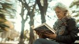 Leer para envejecer mejor: 4 beneficios de la lectura para la salud del cerebro de los adultos mayores