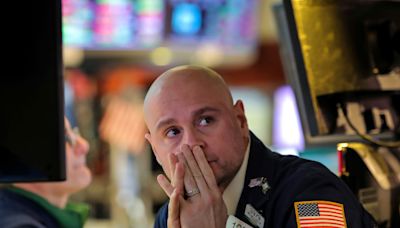 Stock market today: S&P 500 falls for 6th day in a row amid weakness in mega-cap tech